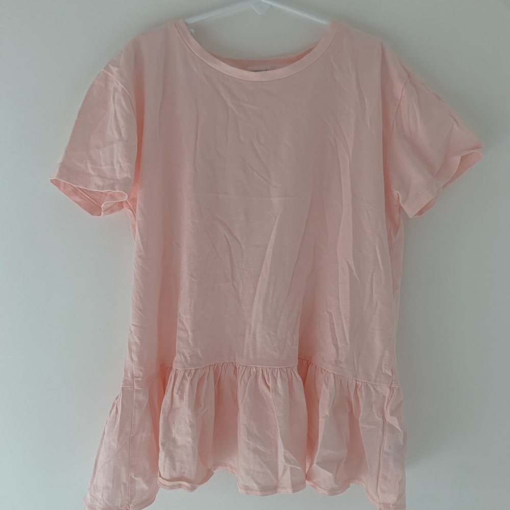 Girls/Women’s ruffle tee
